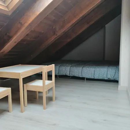 Apartment Precioso Triplex Con Jardin Y Wifi Puig Falco 1 *