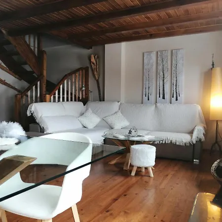 Apartment Precioso Triplex Con Jardin Y Wifi Puig Falco 1