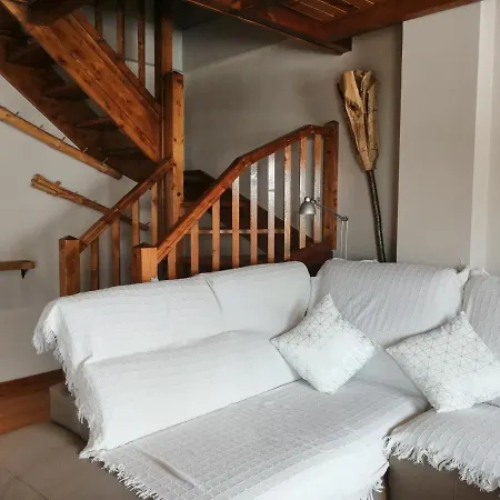 Apartment Precioso Triplex Con Jardin Y Wifi Puig Falco 1 Pla de l'Ermita