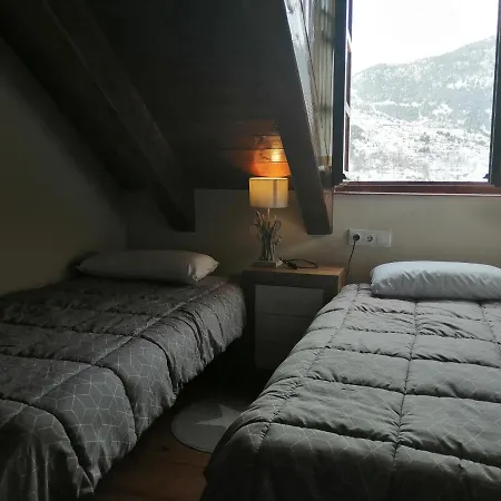 Apartment Precioso Triplex Con Jardin Y Wifi Puig Falco 1